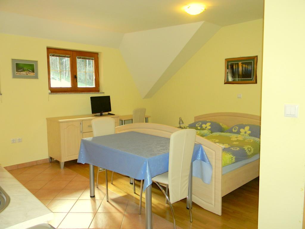 Tourist farm Kolar Villa Ljubno Oda fotoğraf
